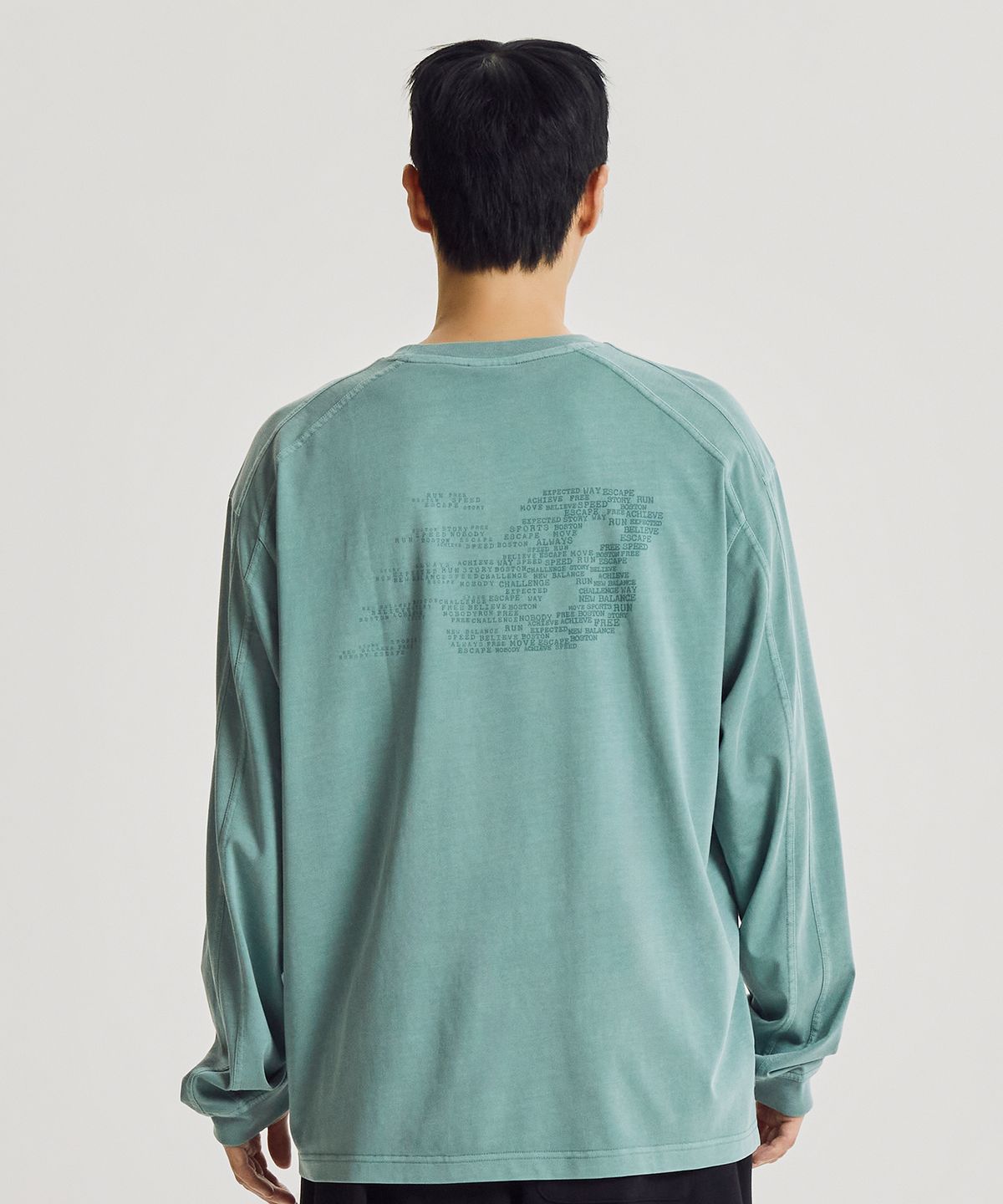 뉴발란스(NEW BALANCE) NBNDG31833 / UNI ESCAPE 다잉 긴팔티 (B/GRAY)