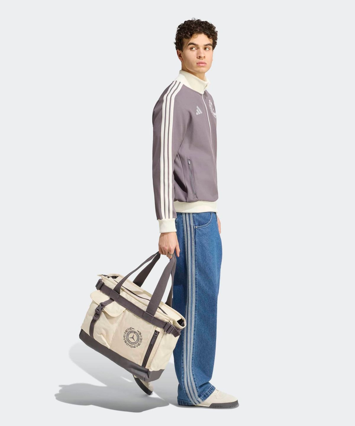 아디다스(ADIDAS) 메르세데스 AMG F1 팀 실버 애로우 아이콘 트랙탑 - 그레이 / KS2242