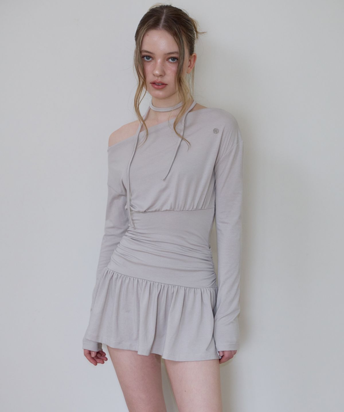 로제프란츠(ROSEFRANTZ) Tie Off Shoulder Mini Dress [Beige]