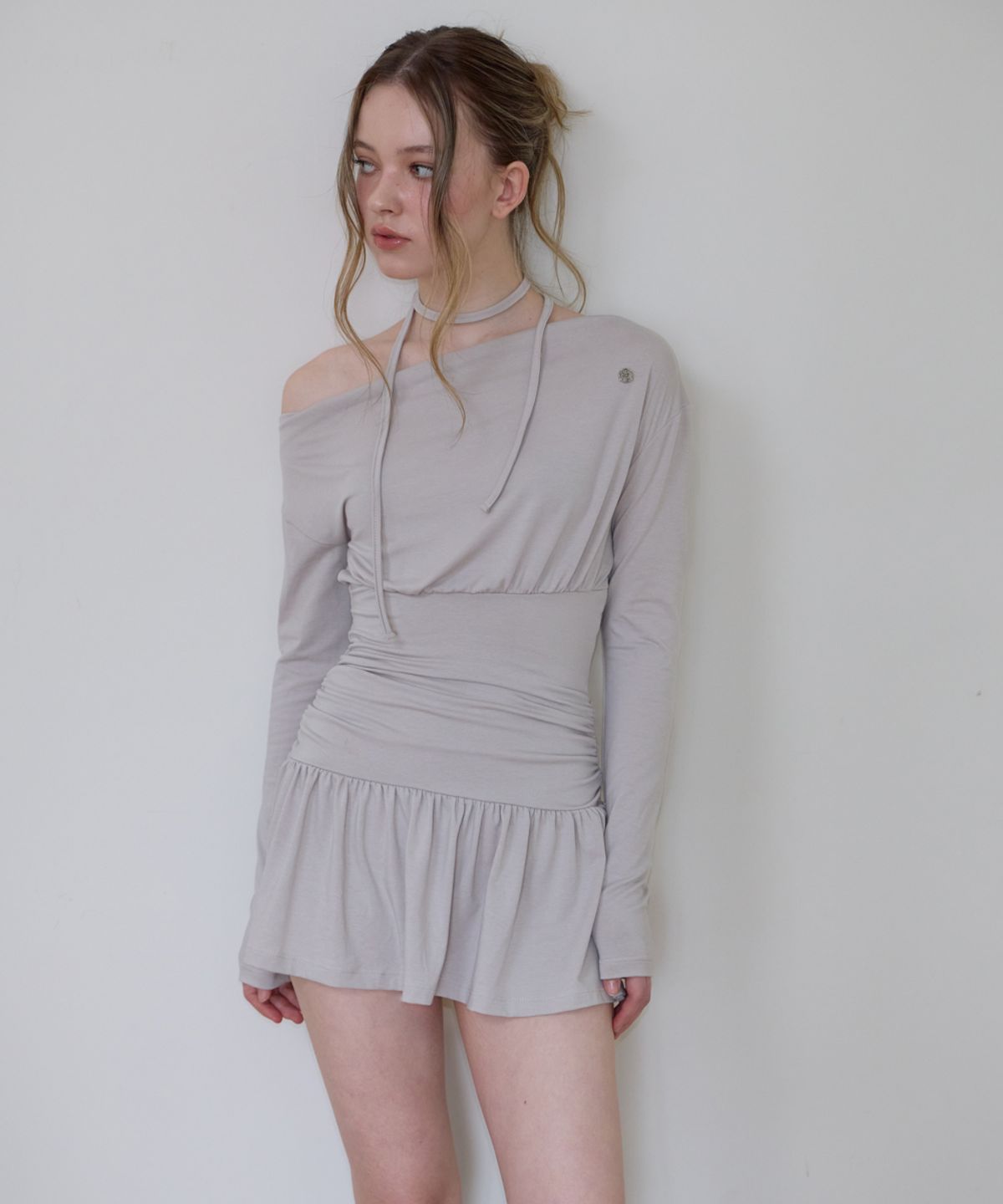 로제프란츠(ROSEFRANTZ) Tie Off Shoulder Mini Dress [Beige]