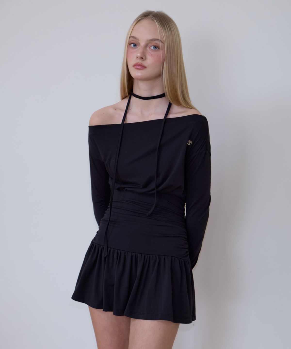 로제프란츠(ROSEFRANTZ) Tie Off Shoulder Mini Dress [Black]