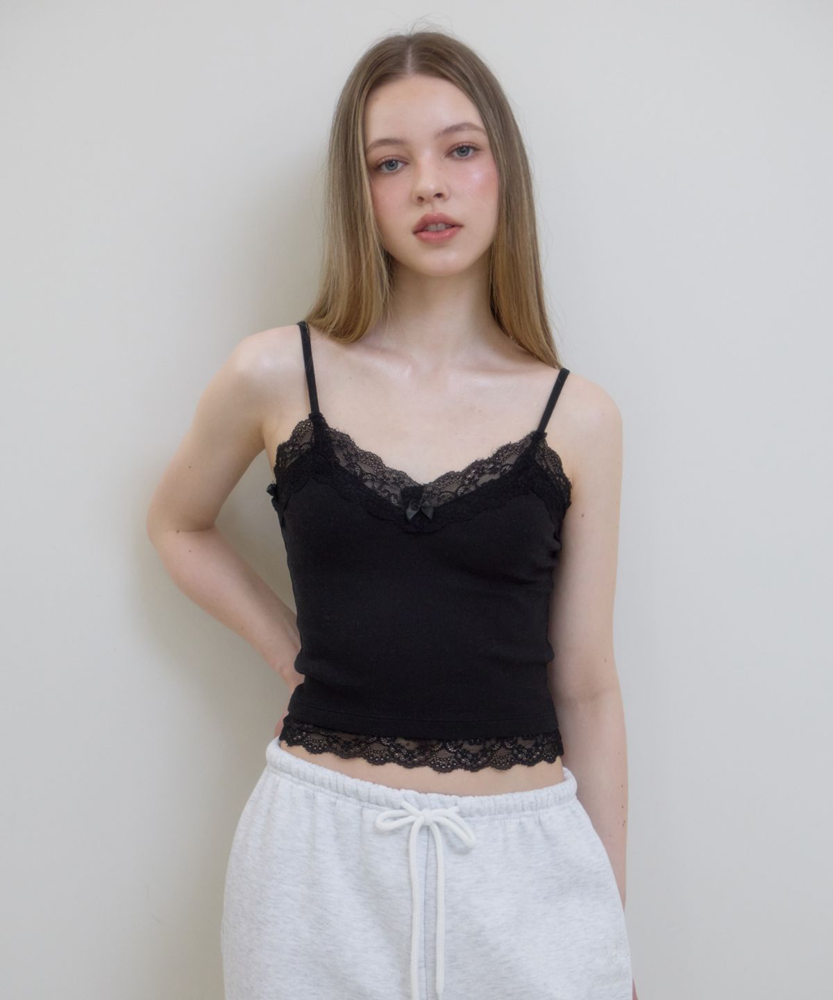 로제프란츠(ROSEFRANTZ) Lace Trim Sleeveless [Black]