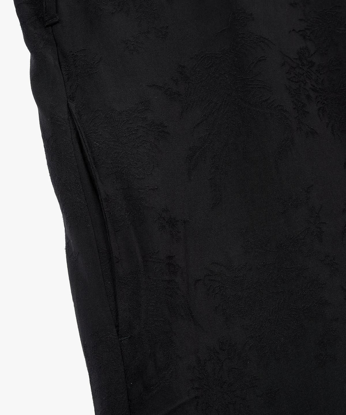 엠포리오 아르마니 언더웨어(EMPORIO ARMANI UNDERWEAR) 여성 플로럴 자카드 로브_블랙 0826341502