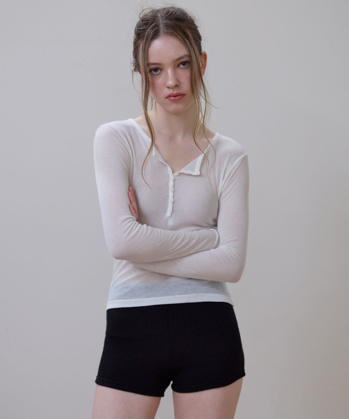 로제프란츠(ROSEFRANTZ) Henley Neck Layered Long Sleeve [Ivory]