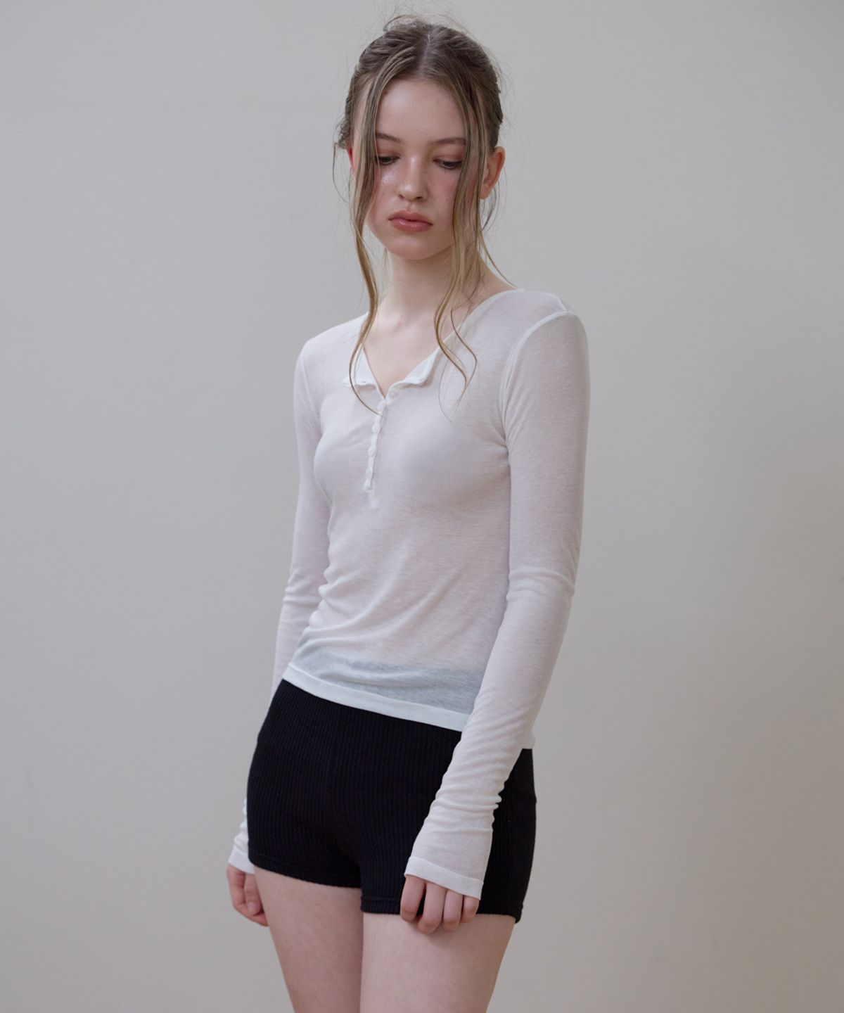 로제프란츠(ROSEFRANTZ) Henley Neck Layered Long Sleeve [Ivory]