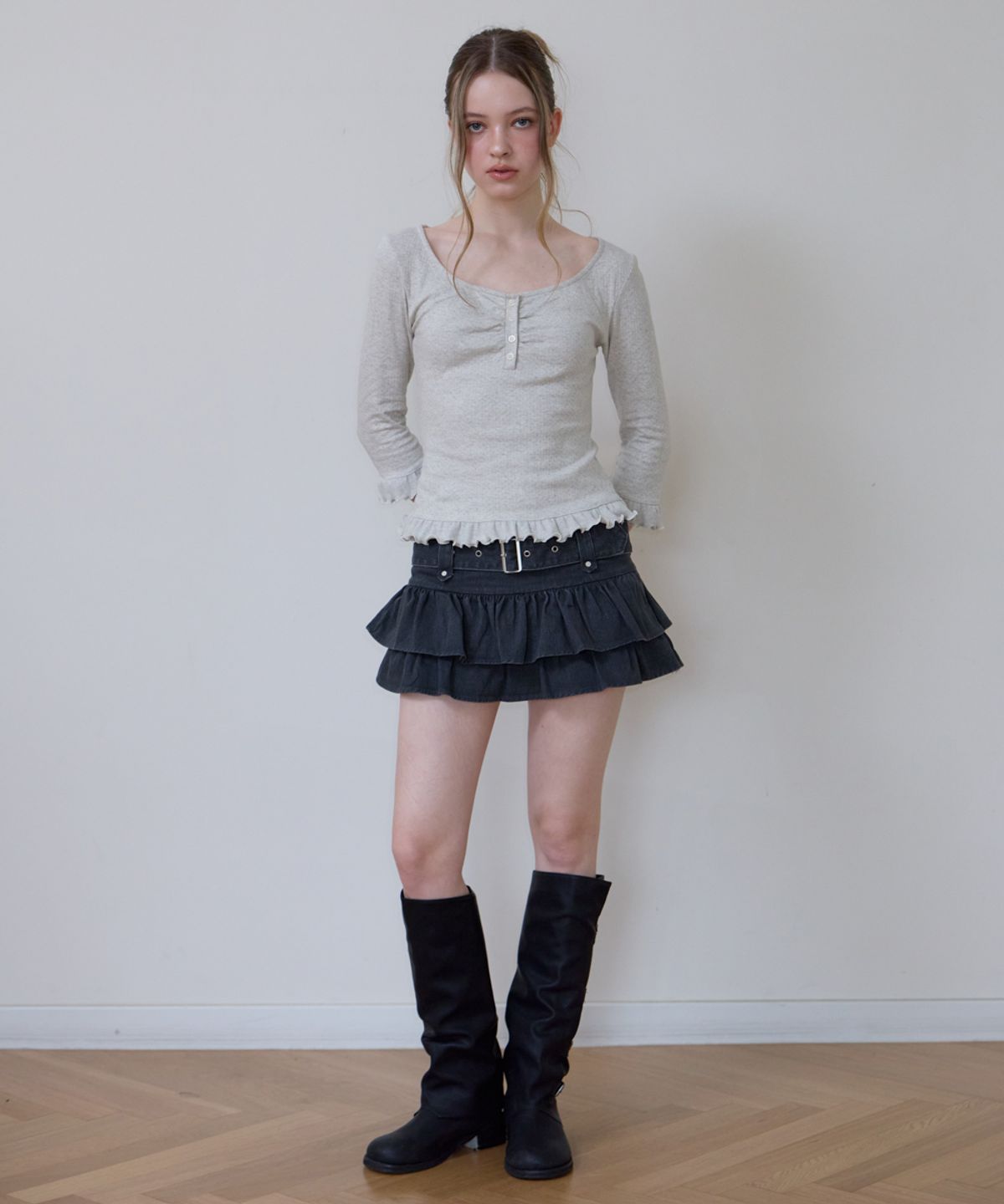 로제프란츠(ROSEFRANTZ) Frill Three-Quarter Sleeve [Oatmeal]