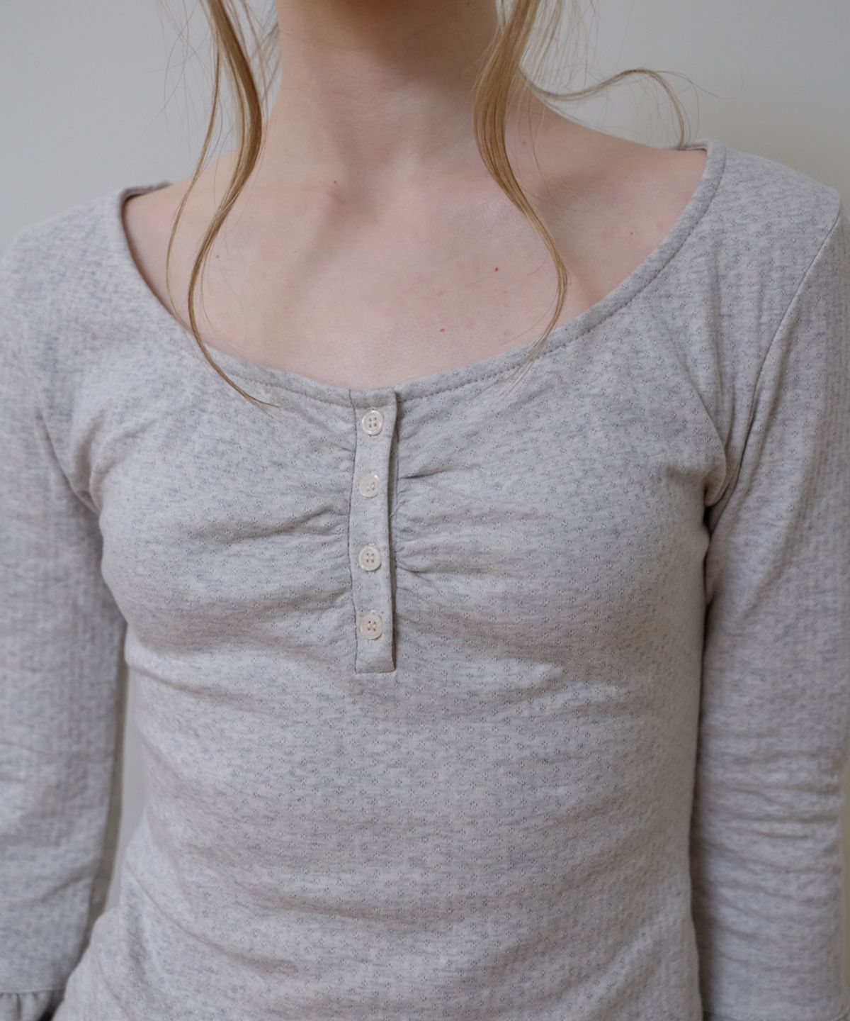 로제프란츠(ROSEFRANTZ) Frill Three-Quarter Sleeve [Oatmeal]