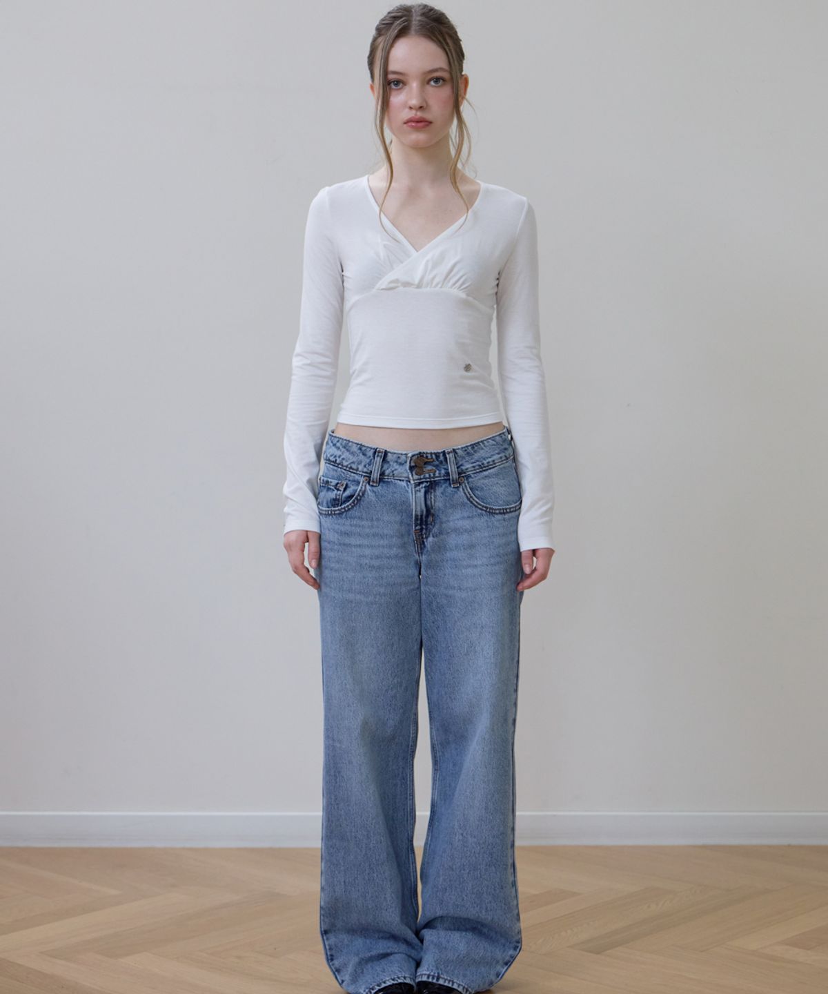 로제프란츠(ROSEFRANTZ) Wrap V-neck Long Sleeve [Ivory]