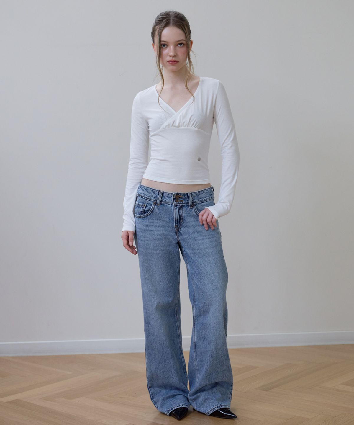 로제프란츠(ROSEFRANTZ) Wrap V-neck Long Sleeve [Ivory]