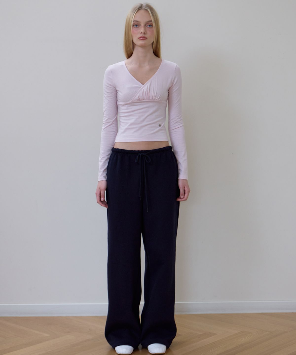 로제프란츠(ROSEFRANTZ) Wrap V-neck Long Sleeve [Pink]