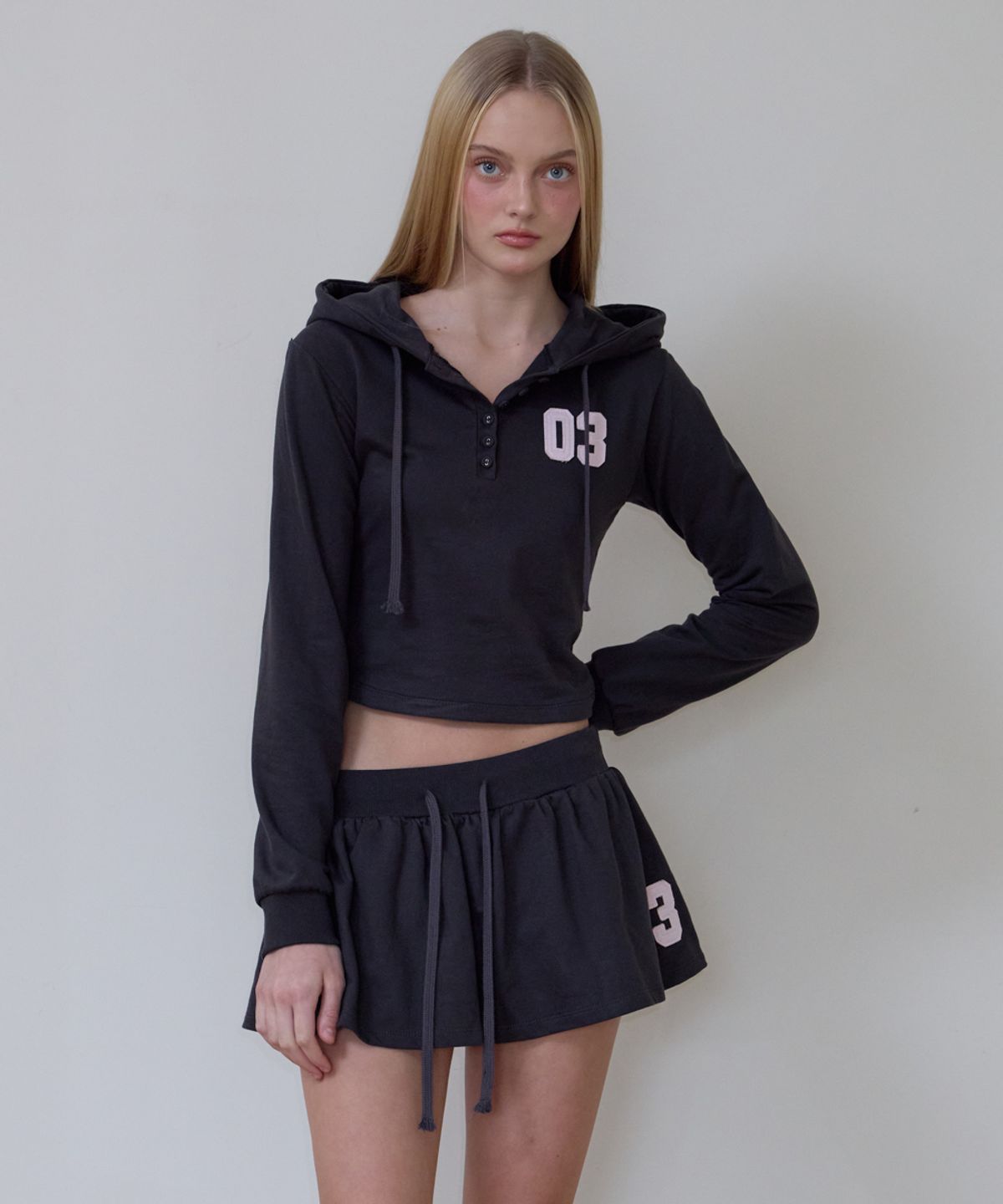 로제프란츠(ROSEFRANTZ) Patchwork Slim Hood Long Sleeve [Charcoal]