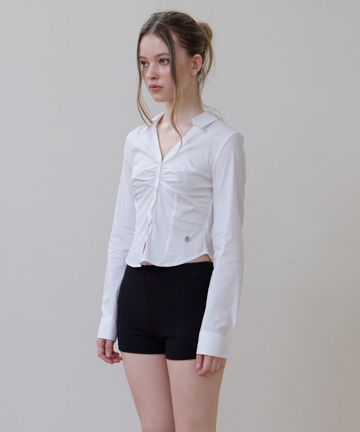 로제프란츠(ROSEFRANTZ) Ruched Front Slim Shirt [Ivory]