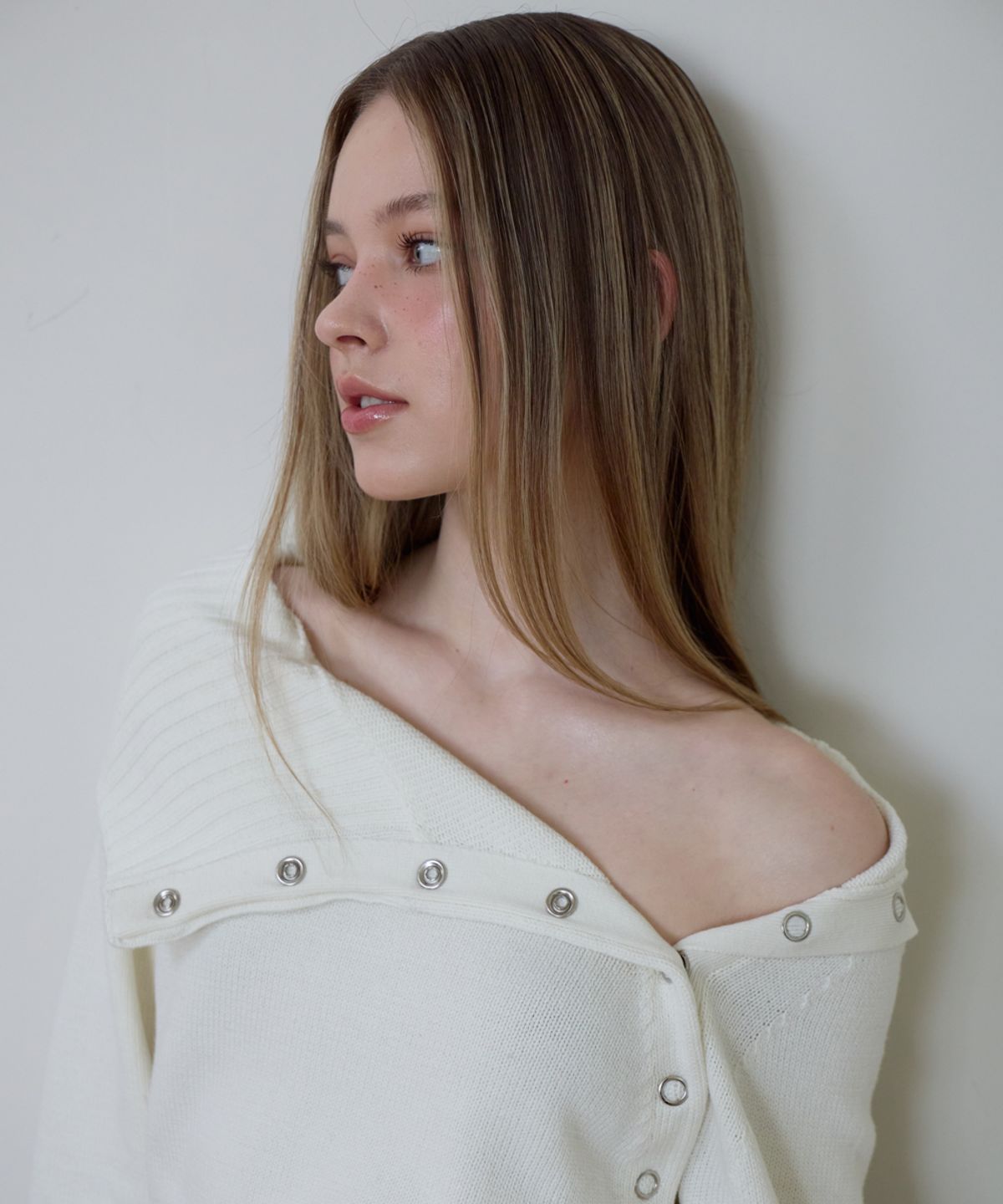 로제프란츠(ROSEFRANTZ) Fold Off Shoulder Knit [Ivory]