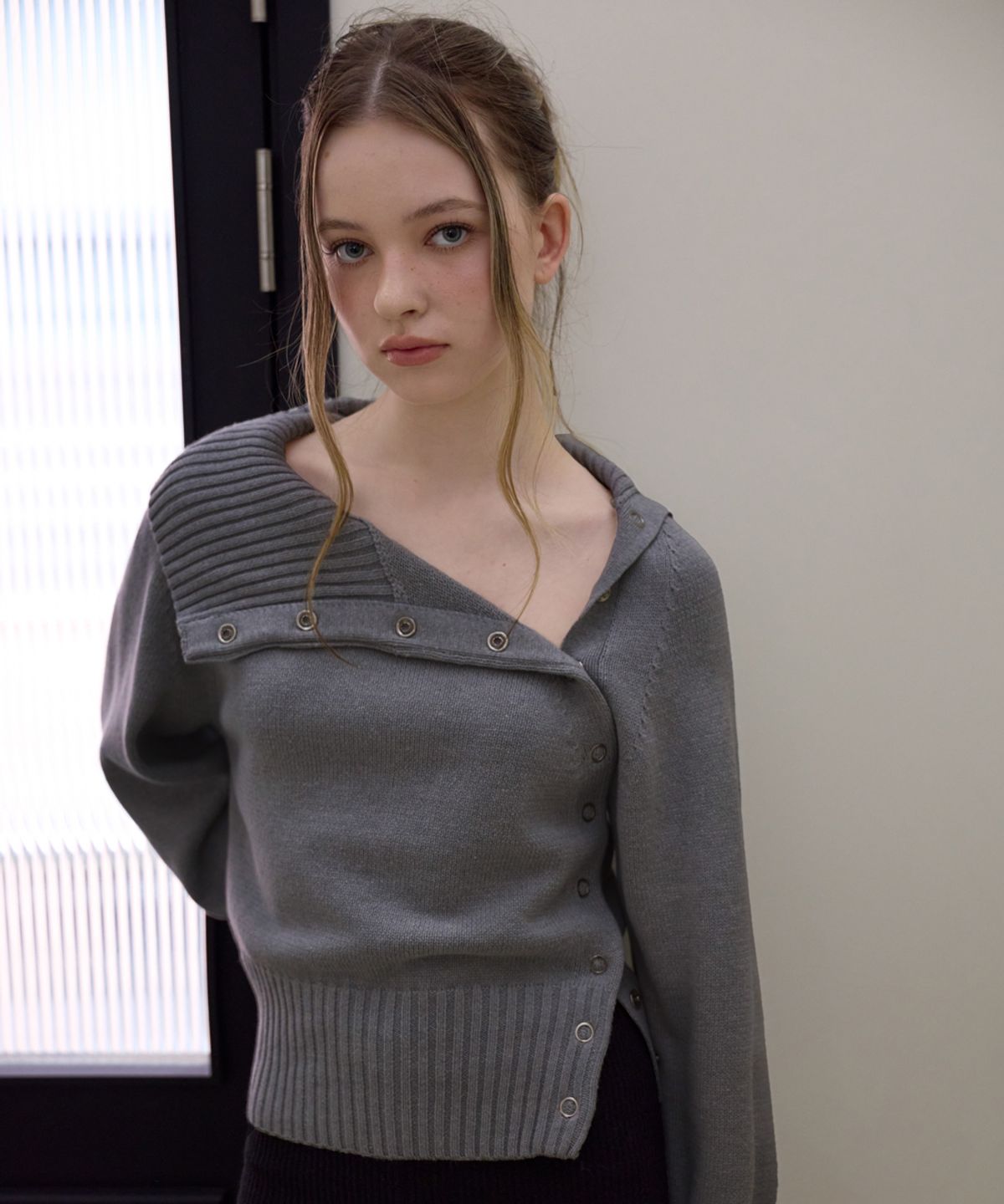 로제프란츠(ROSEFRANTZ) Fold Off Shoulder Knit [Gray]