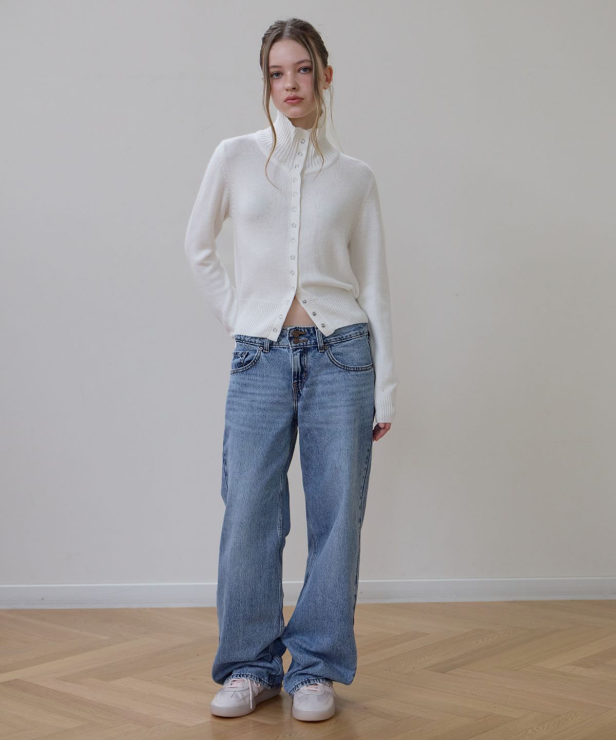 로제프란츠(ROSEFRANTZ) High Neck Eyelet Cardigan [Ivory]