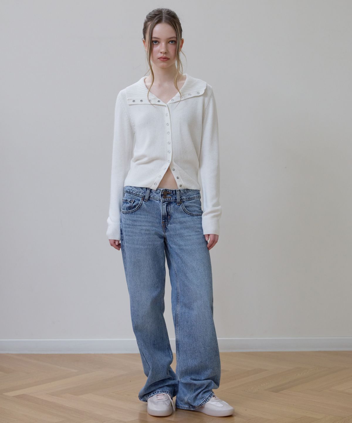 로제프란츠(ROSEFRANTZ) High Neck Eyelet Cardigan [Ivory]