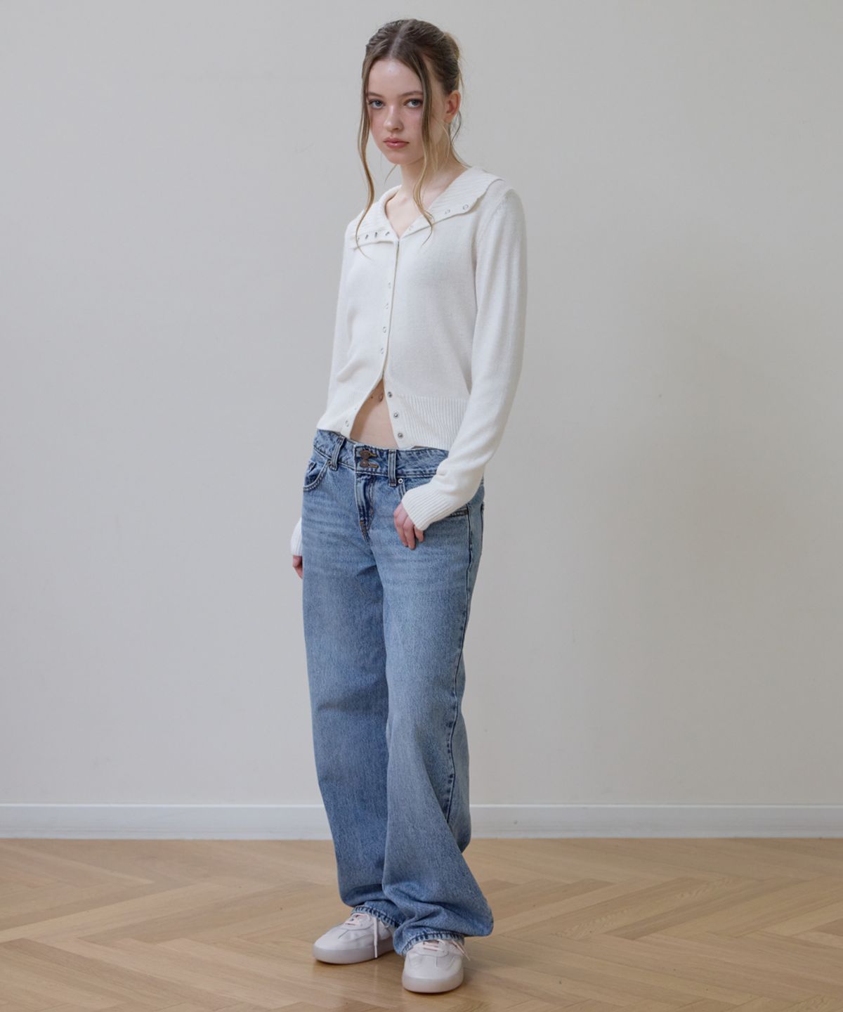 로제프란츠(ROSEFRANTZ) High Neck Eyelet Cardigan [Ivory]