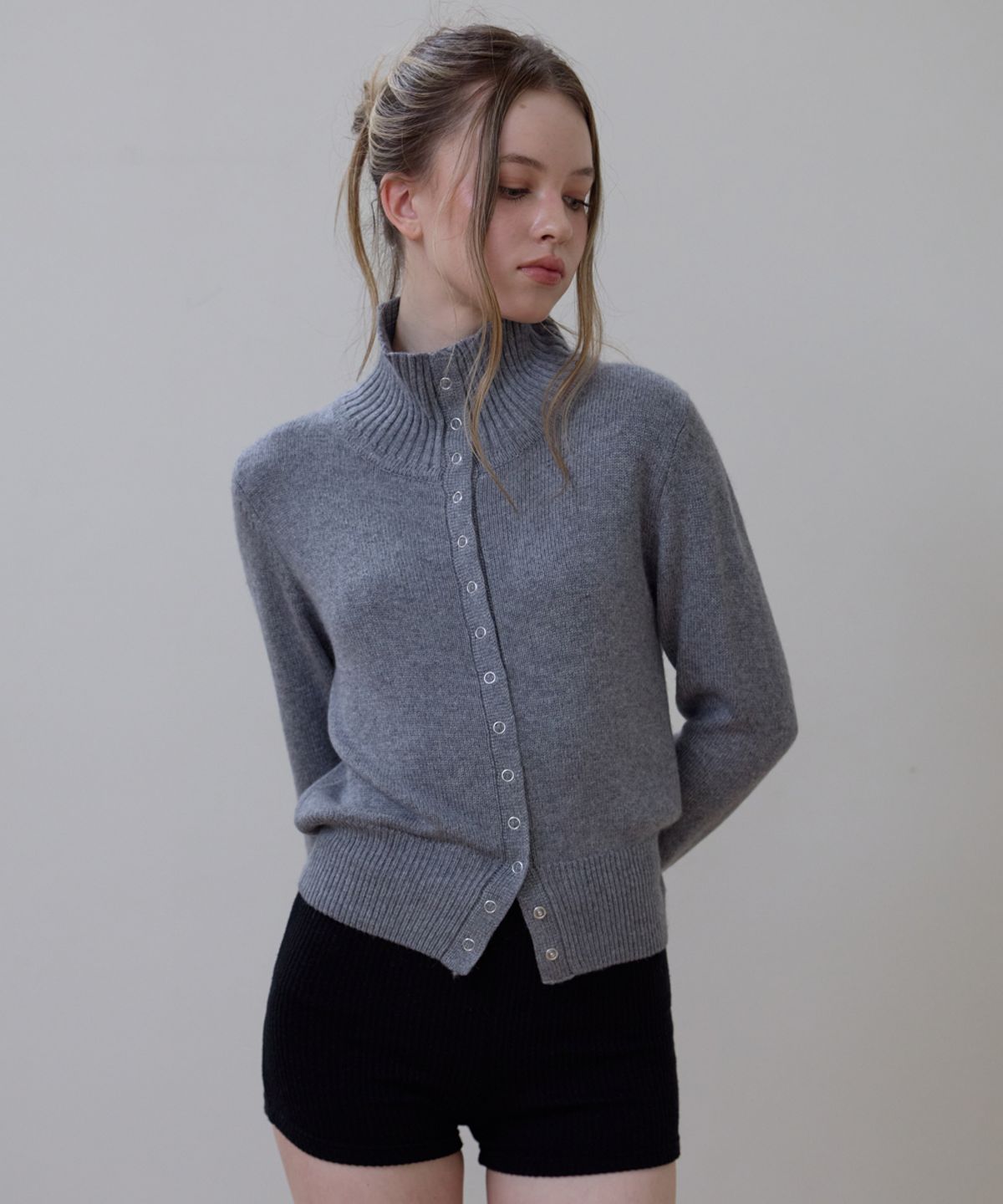 로제프란츠(ROSEFRANTZ) High Neck Eyelet Cardigan [Gray]