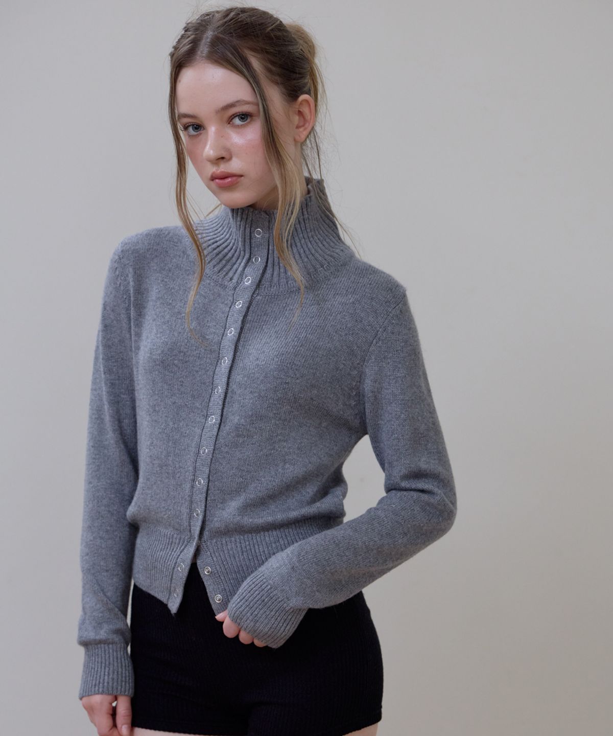 로제프란츠(ROSEFRANTZ) High Neck Eyelet Cardigan [Gray]
