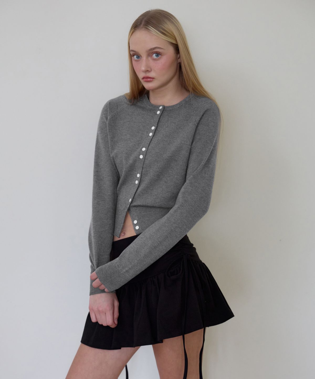 로제프란츠(ROSEFRANTZ) Double Button Cardigan [Charcoal]