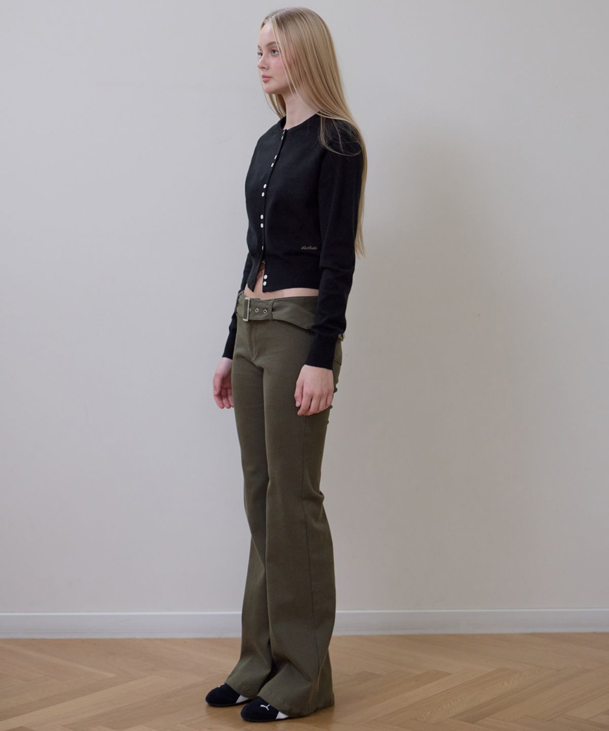 로제프란츠(ROSEFRANTZ) Double Button Cardigan [Black]