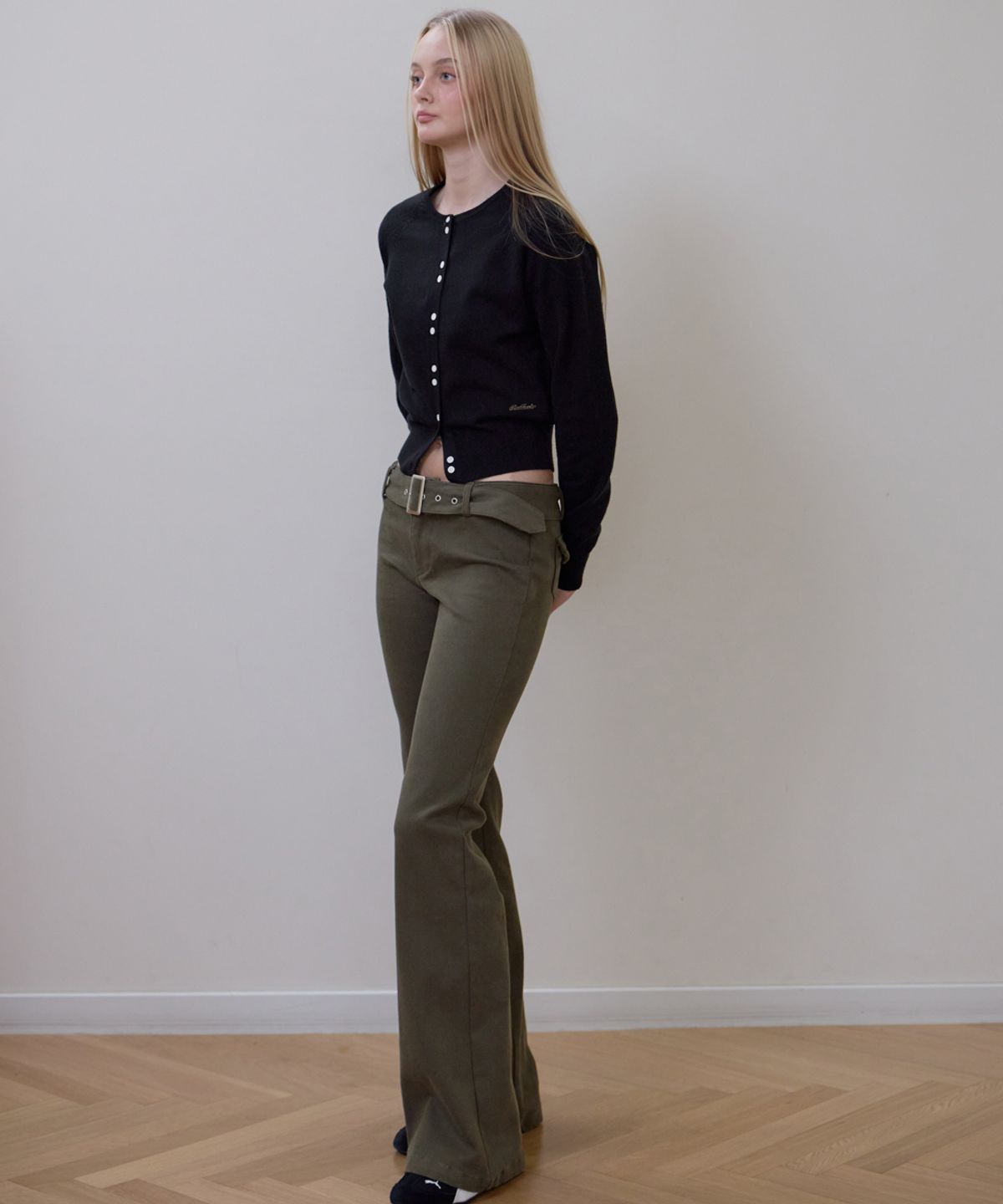 로제프란츠(ROSEFRANTZ) Double Button Cardigan [Black]