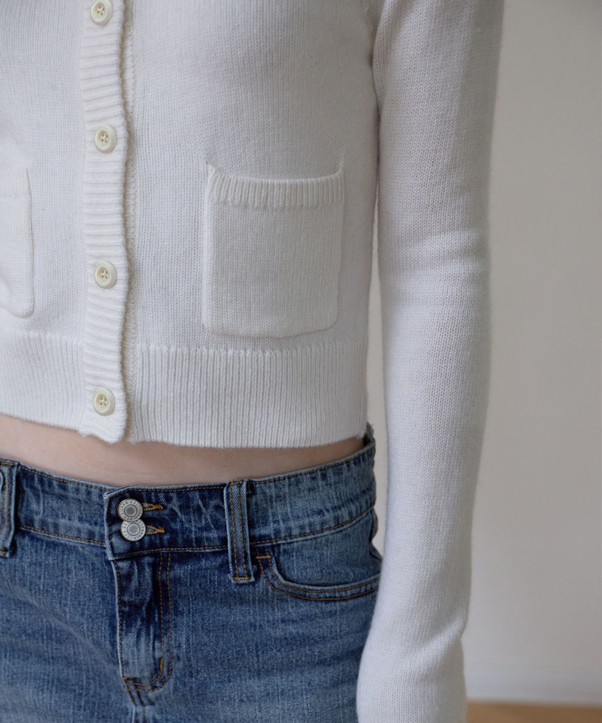 로제프란츠(ROSEFRANTZ) Double Pocket Wool Cardigan [Ivory]
