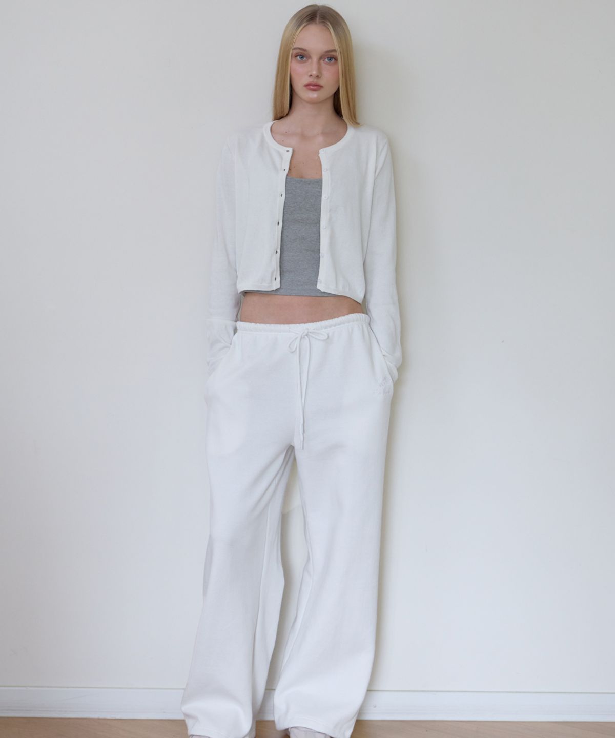 로제프란츠(ROSEFRANTZ) Basic Round Cardigan [Ivory]