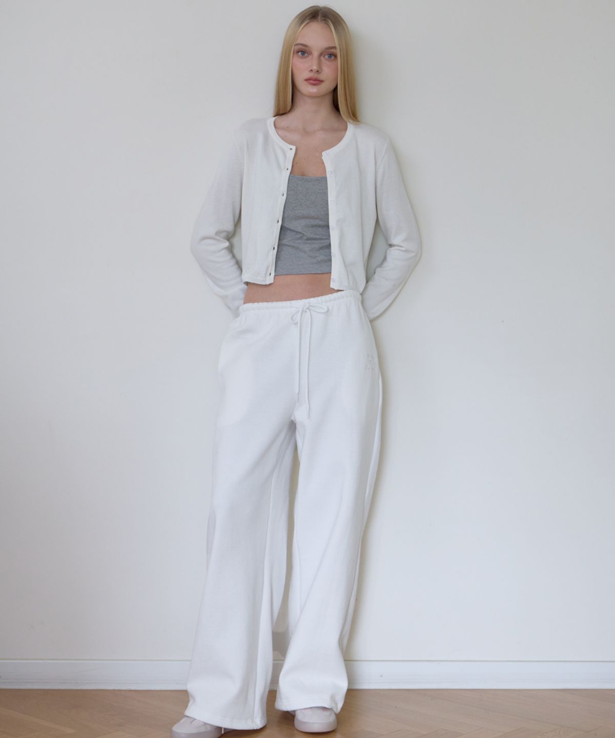 로제프란츠(ROSEFRANTZ) Basic Round Cardigan [Ivory]