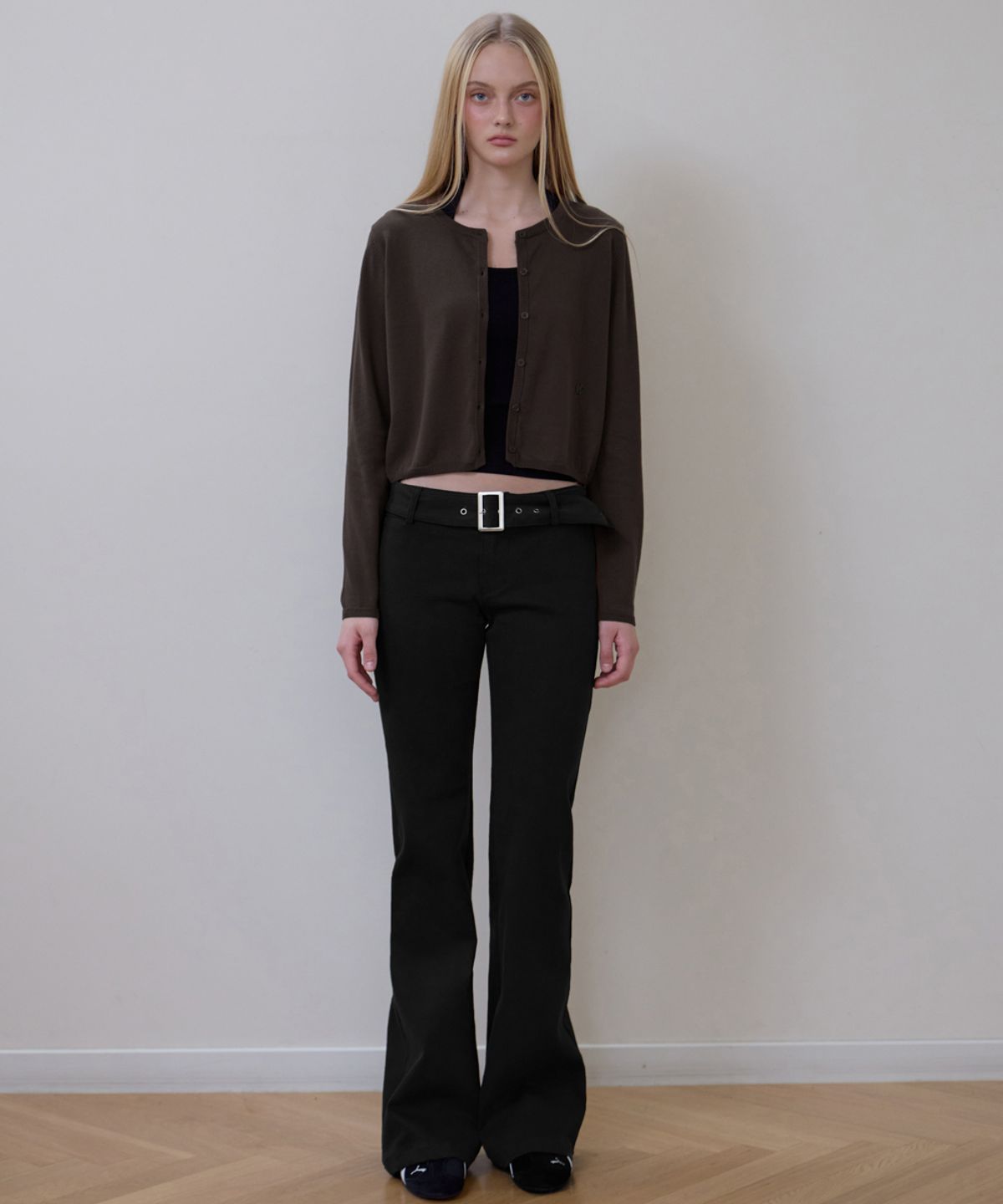 로제프란츠(ROSEFRANTZ) Basic Round Cardigan [Brown]