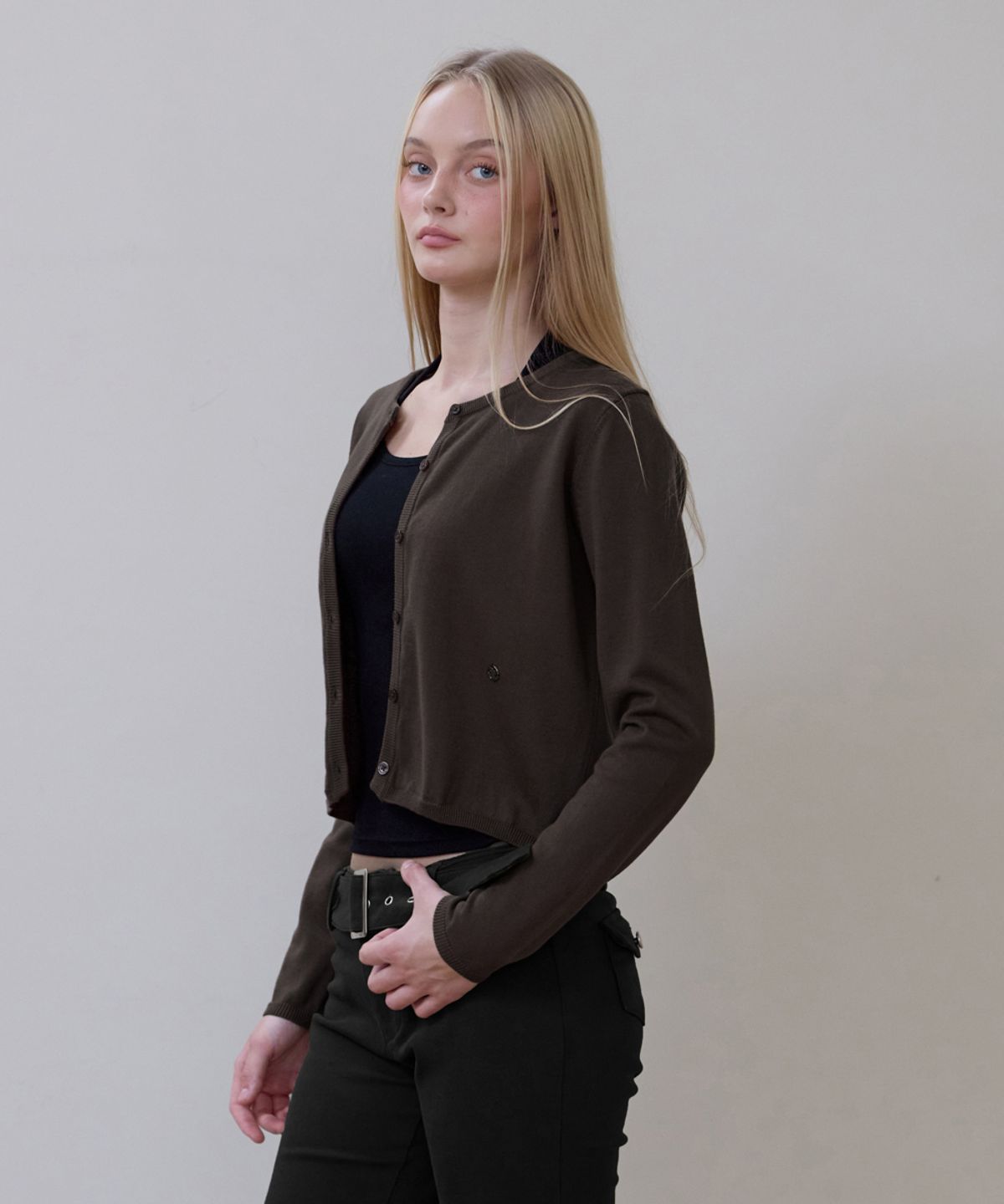 로제프란츠(ROSEFRANTZ) Basic Round Cardigan [Brown]