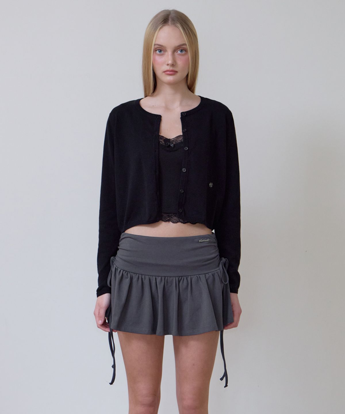 로제프란츠(ROSEFRANTZ) Basic Round Cardigan [Black]