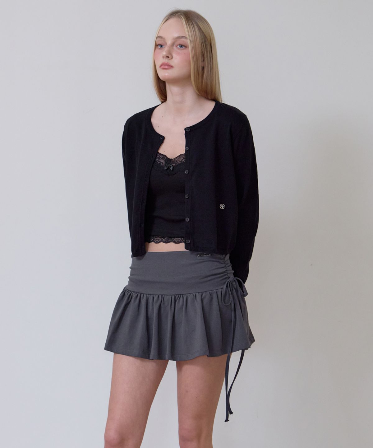 로제프란츠(ROSEFRANTZ) Basic Round Cardigan [Black]