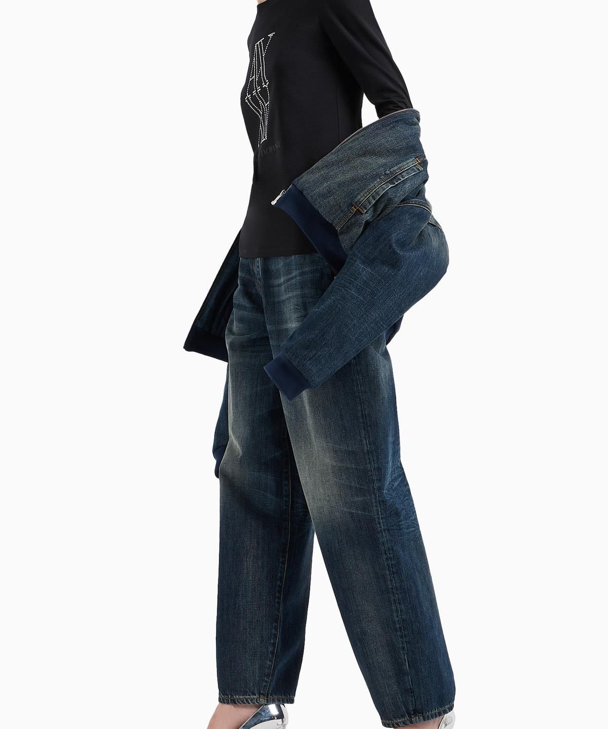 아르마니 익스체인지(ARMANI EXCHANGE) 여성 핫픽스 로고 스트레치 티셔츠 _블랙_A424330503