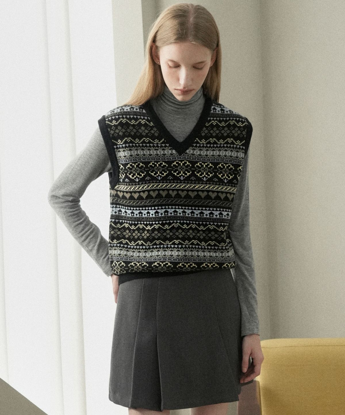 블레티(VLETI) Ramswool Jacquard Knit Vest (black)