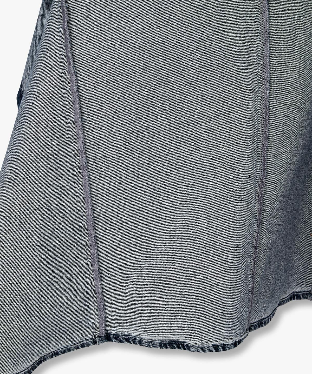 아르마니 익스체인지(ARMANI EXCHANGE) 여성 메탈 로고 랩 데님 스커트 _블루_A425142506