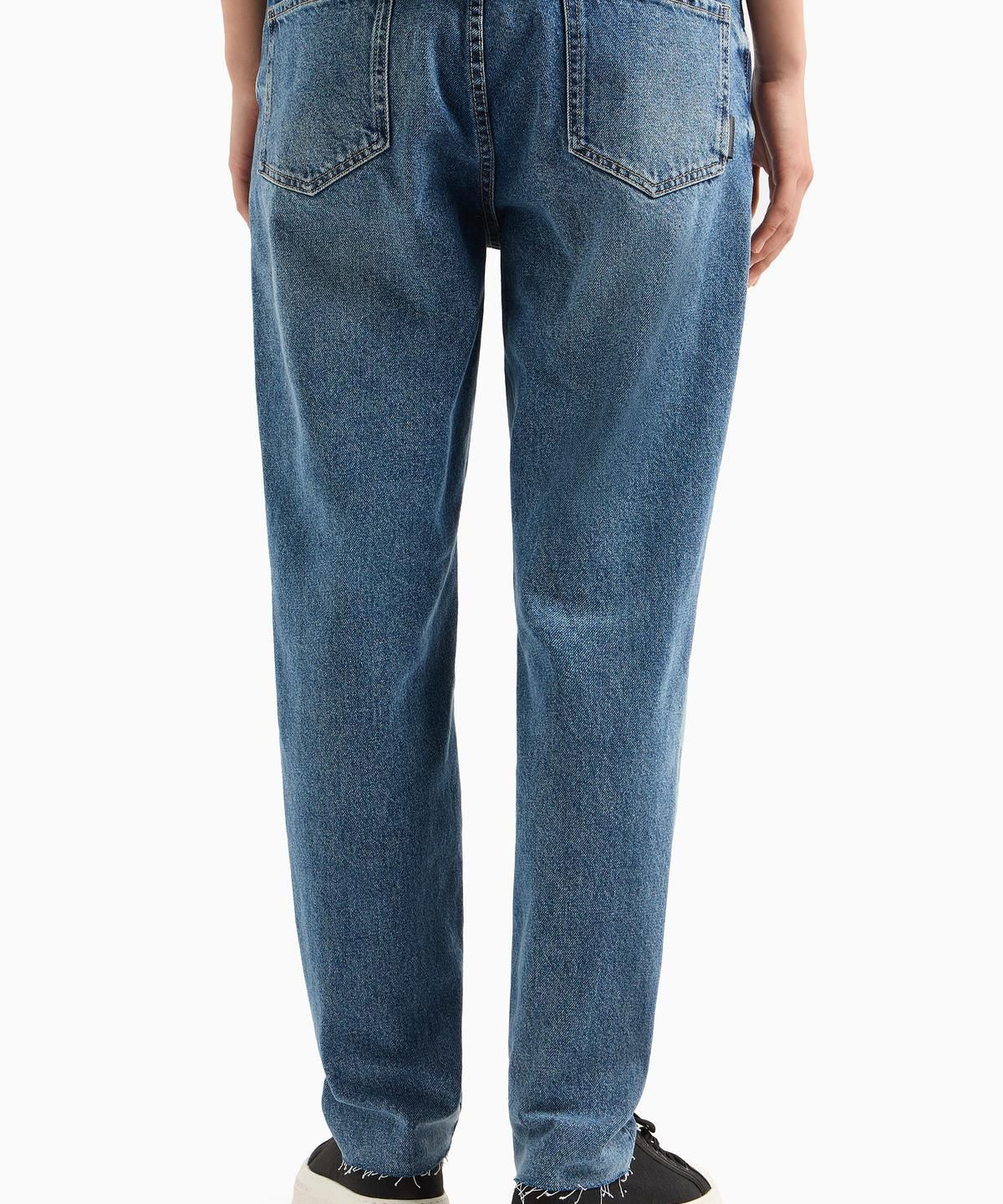 아르마니 익스체인지(ARMANI EXCHANGE) 여성 보이프렌드 크롭 데님 팬츠 _블루_A425140500