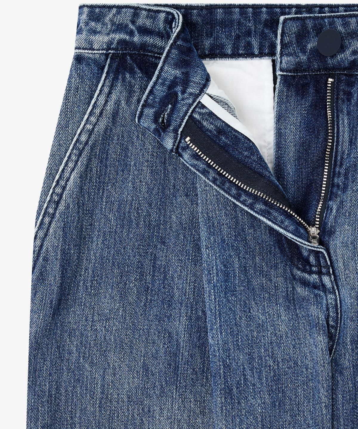 아르마니 익스체인지(ARMANI EXCHANGE) 여성 백 배색 패치 원 턱 데님 팬츠 _블루_A425140509