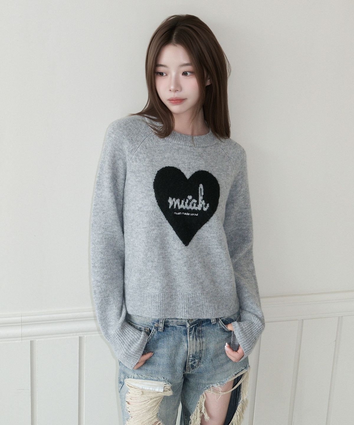 무아무아(MUAHMUAH) 하트 자카드 래글런 니트 [멜란지]