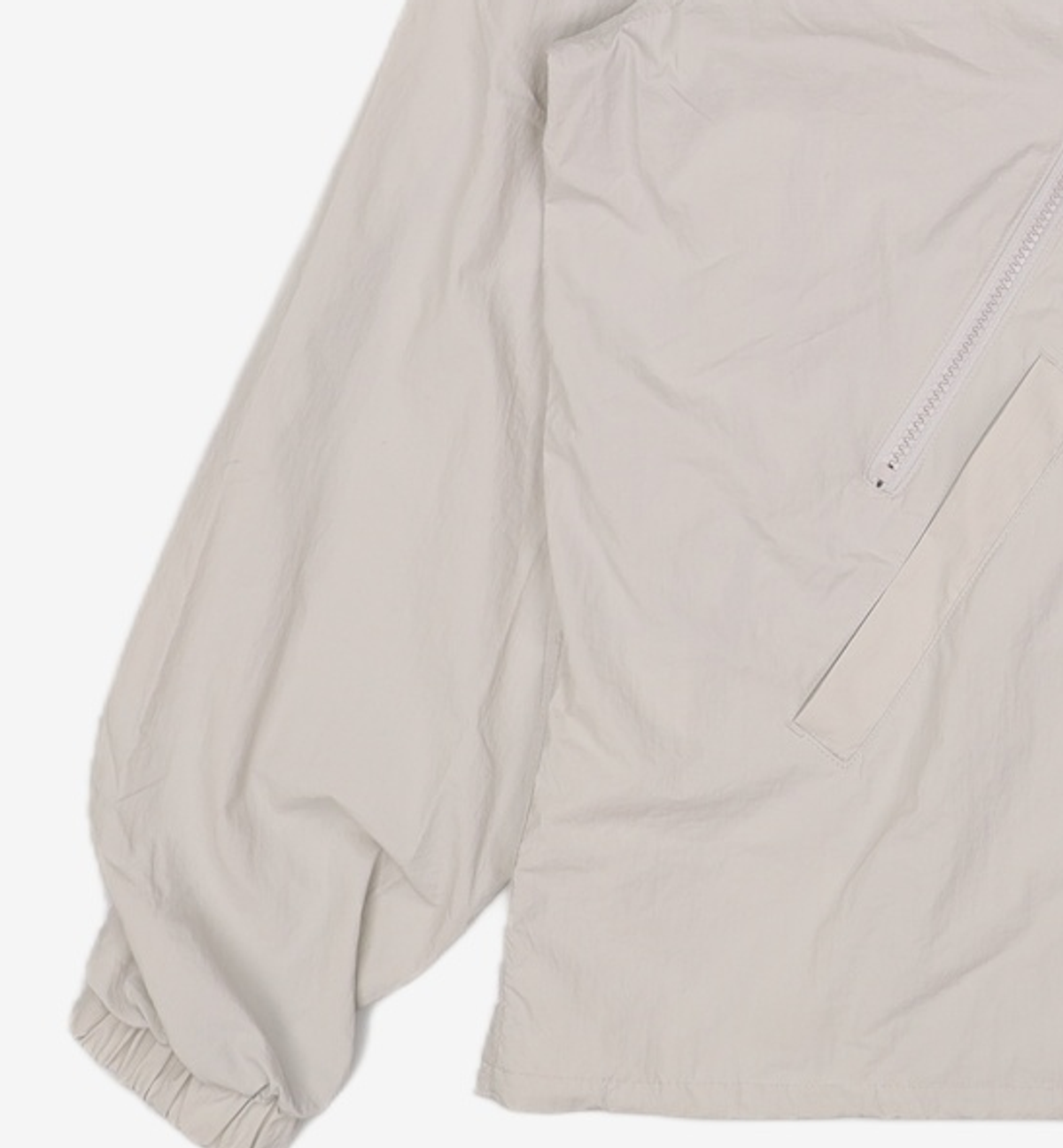 더뮤지엄비지터(THEMUSEUMVISITOR) NYLON CURVED ZIPPER WINDBREAKER (SILVER GREY) L