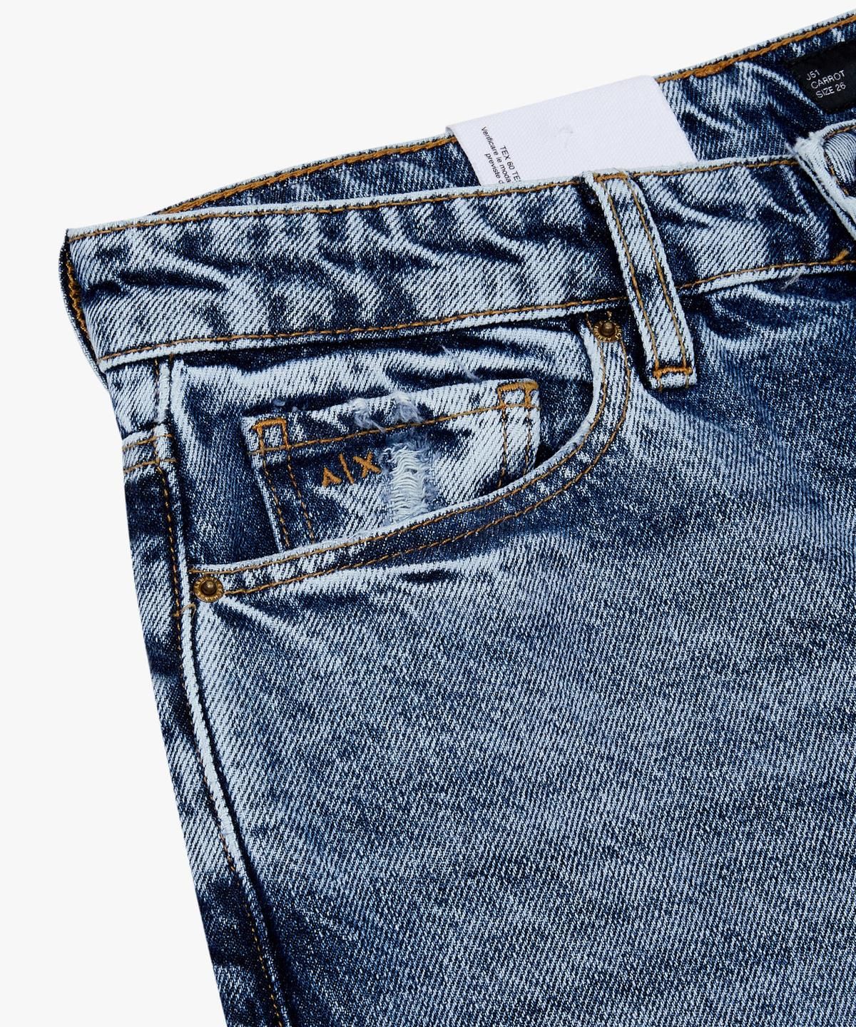 아르마니 익스체인지(ARMANI EXCHANGE) 여성 테이퍼드 핏 크롭 데님 팬츠 _블루_A425140506
