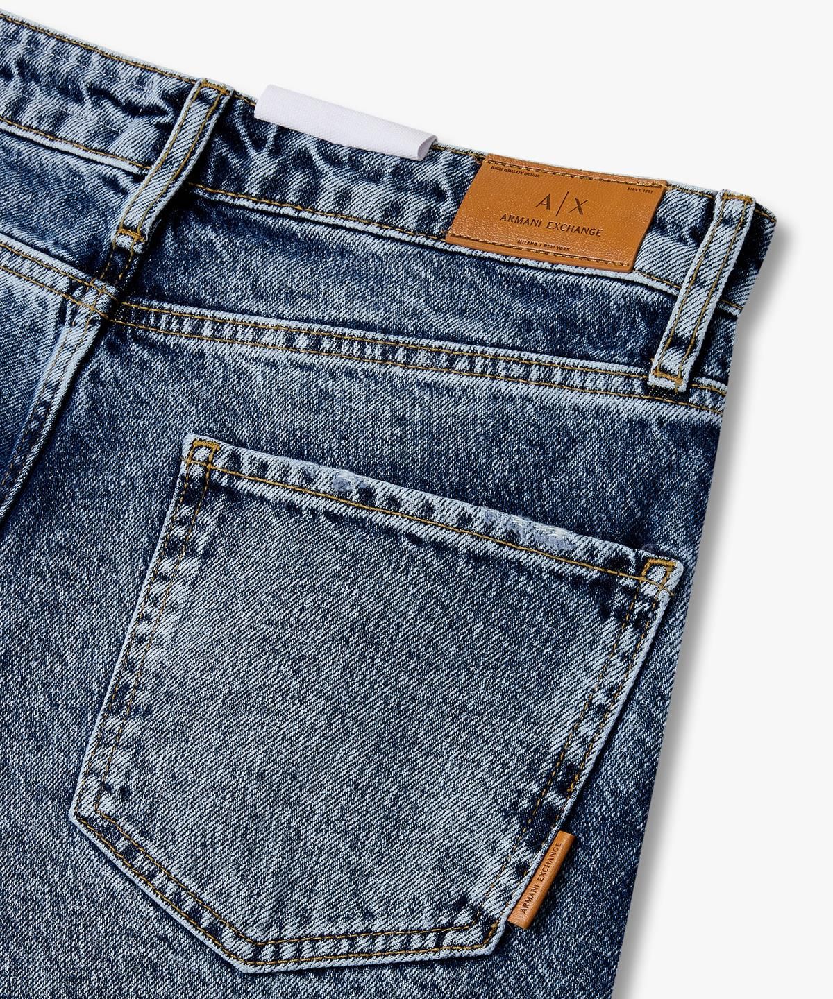아르마니 익스체인지(ARMANI EXCHANGE) 여성 테이퍼드 핏 크롭 데님 팬츠 _블루_A425140506