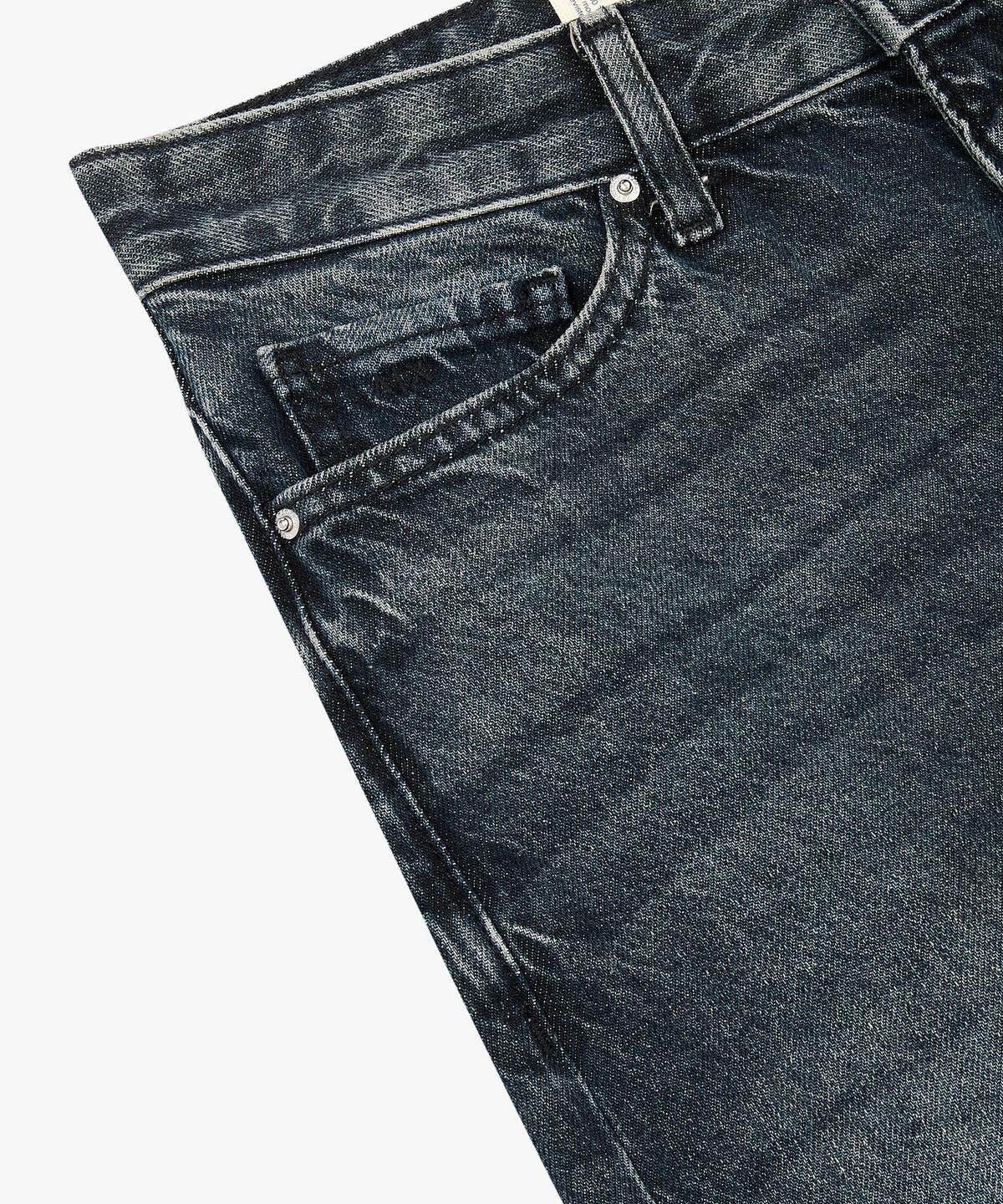 아르마니 익스체인지(ARMANI EXCHANGE) 여성 워싱 디테일 크롭 데님 팬츠 _다크블루_A425340504