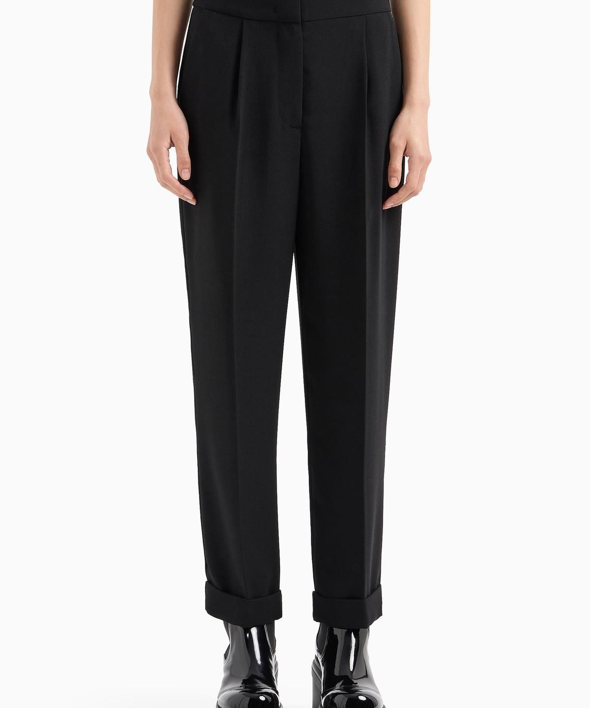 아르마니 익스체인지(ARMANI EXCHANGE) 여성 원 턱 플리티드 롤업 팬츠 _블랙_A424341500