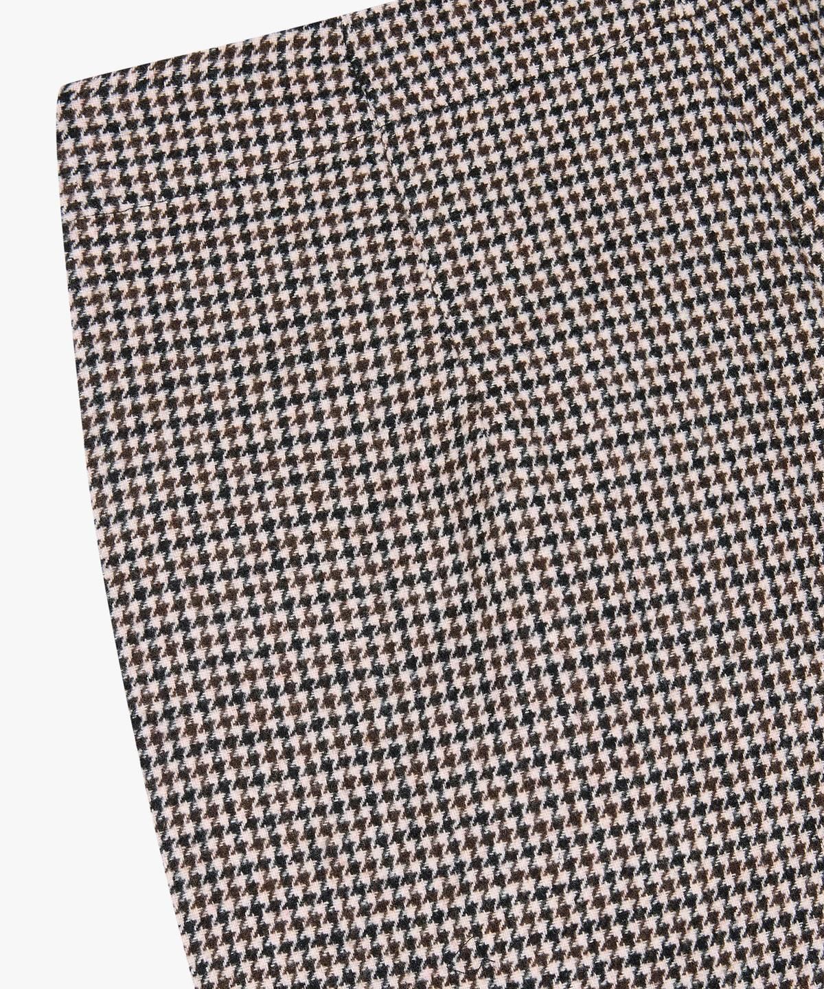 아르마니 익스체인지(ARMANI EXCHANGE) 여성 빅 버튼 클로저 테이퍼드 팬츠 _다크 브라운_A424341503