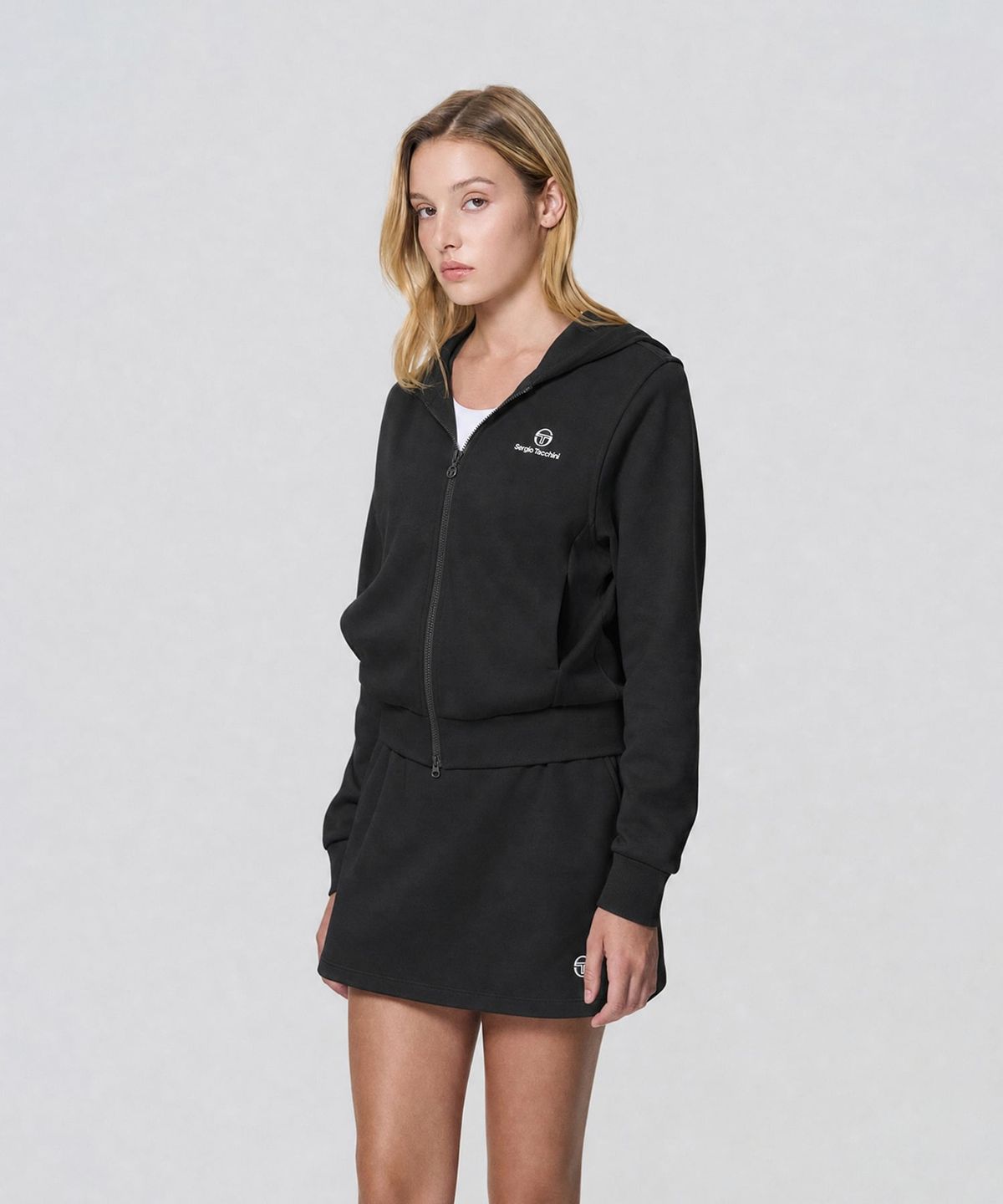 세르지오 타키니(SERGIO TACCHINI) W 버터쭈리 후드 집업 (Black)
