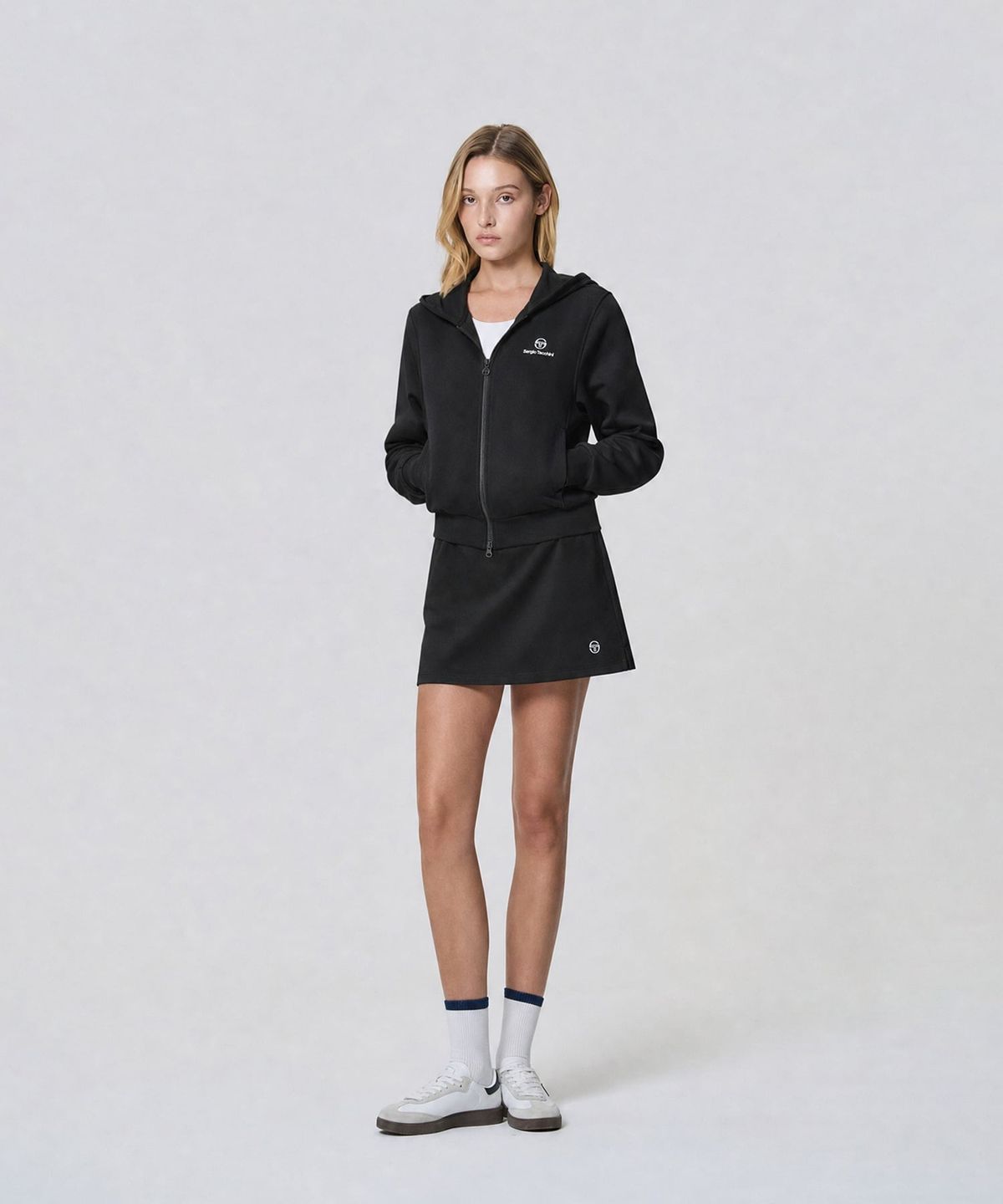 세르지오 타키니(SERGIO TACCHINI) W 버터쭈리 후드 집업 (Black)