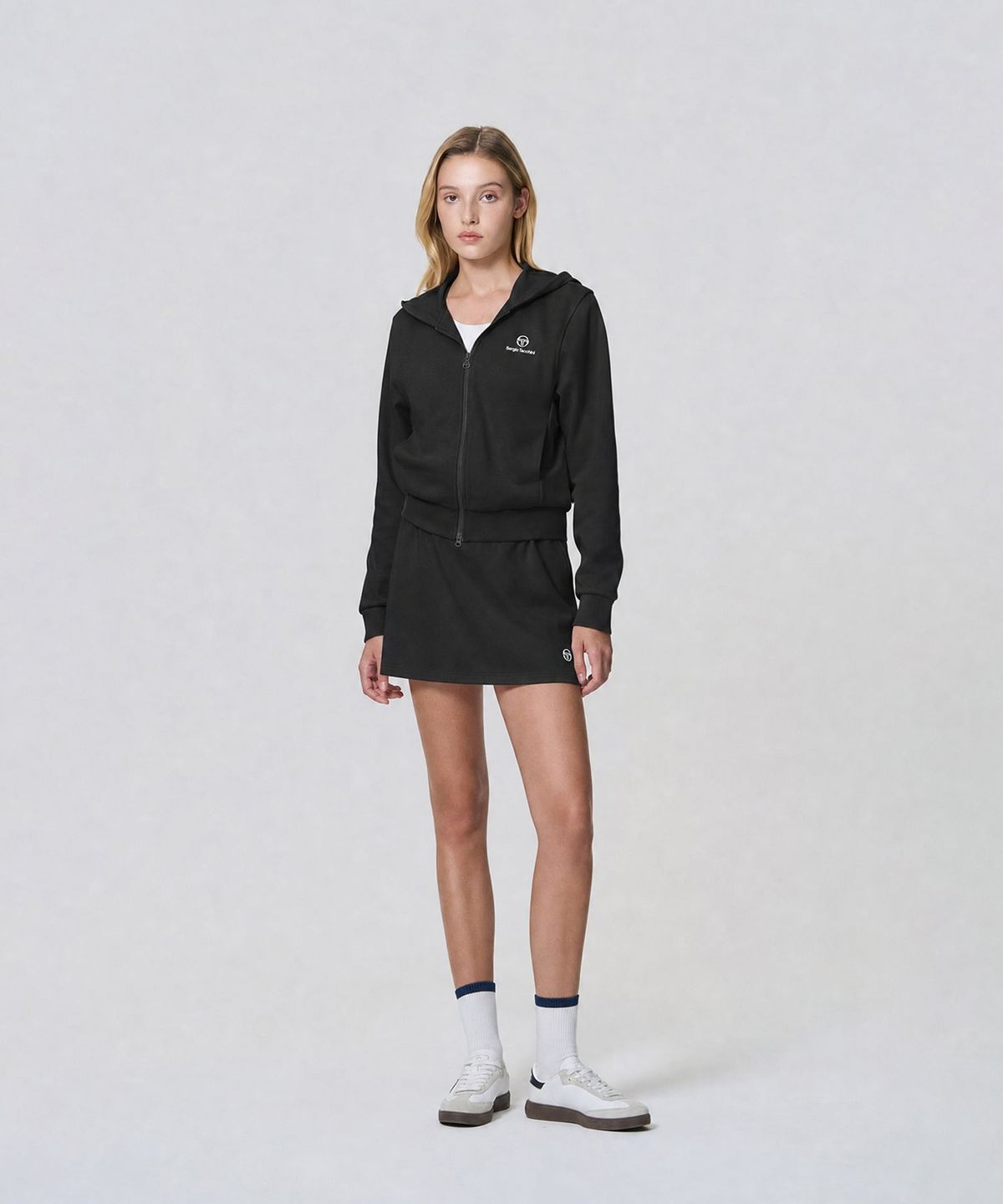세르지오 타키니(SERGIO TACCHINI) W 버터쭈리 후드 집업 (Black)
