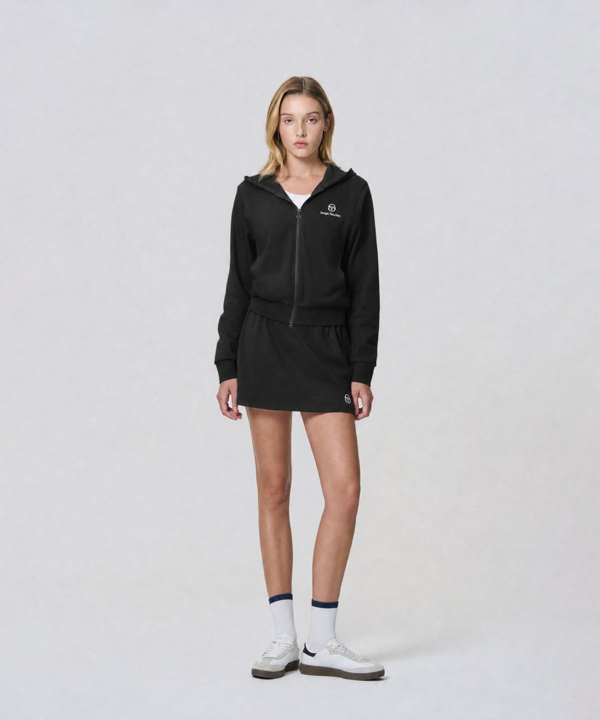 세르지오 타키니(SERGIO TACCHINI) W 버터쭈리 후드 집업 (Black)