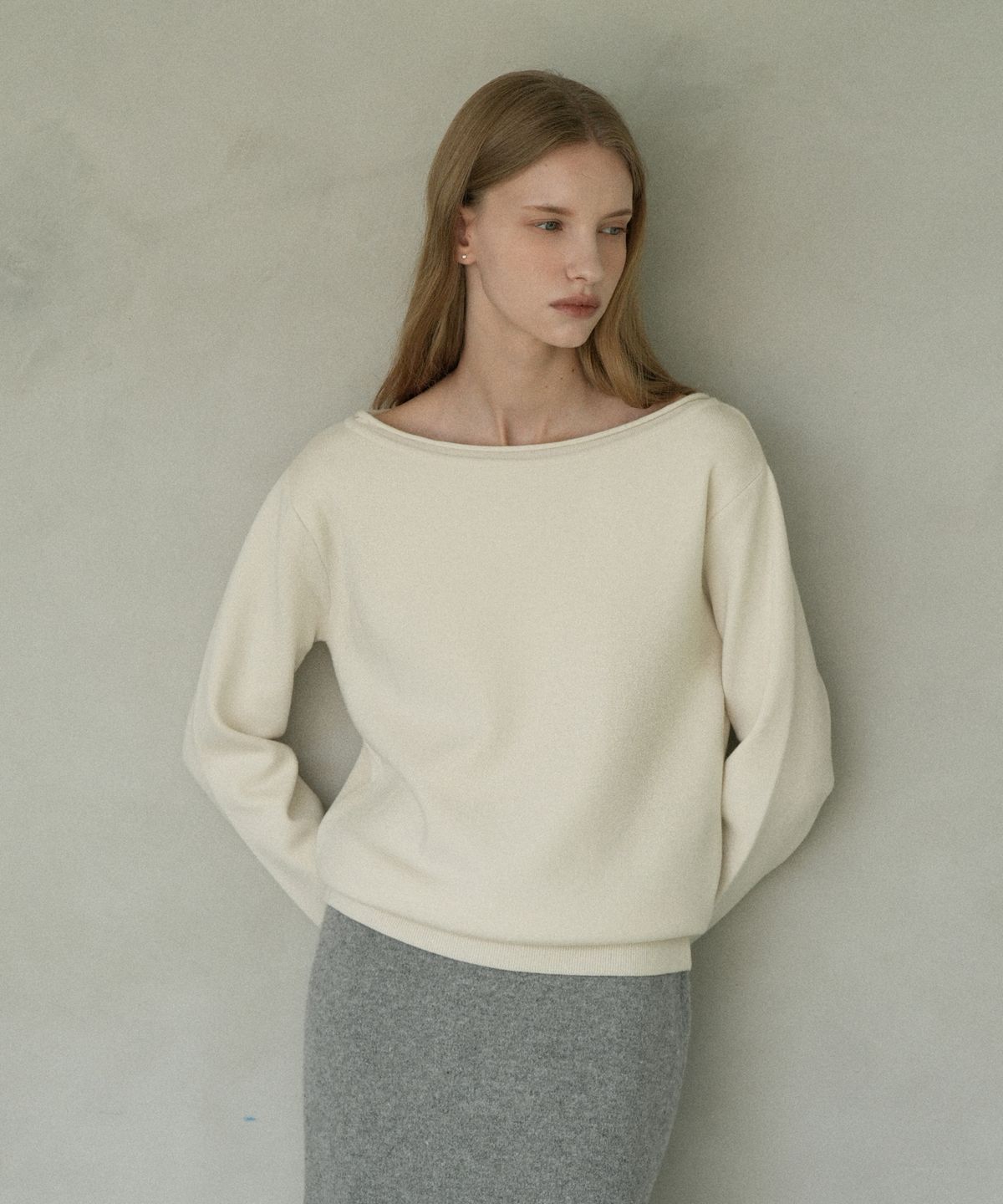 블레티(VLETI) Boat-neck Rolled up Knit (cream)